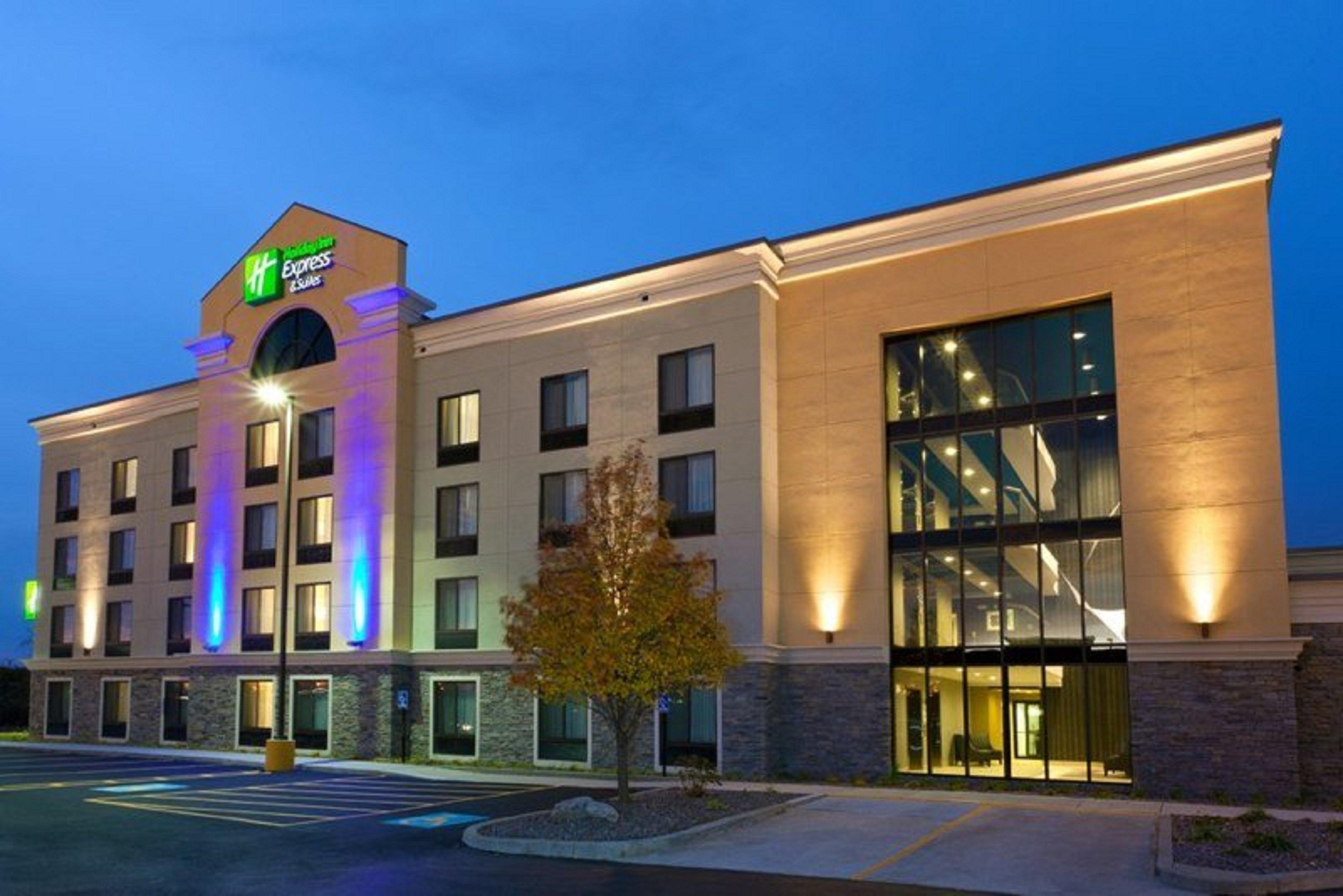 Holiday Inn Express And Suites Batavia, An Ihg Hotel Exterior foto